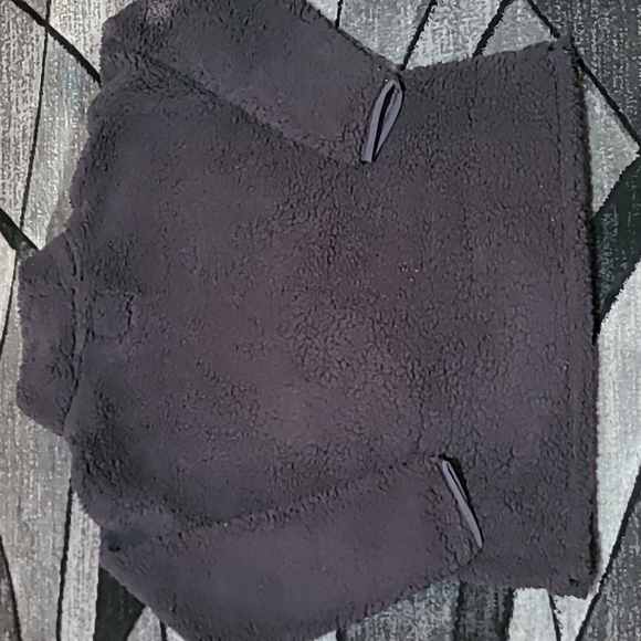 Softest Sherpa Faux Fur Half-zip Shirt - Picture 11 of 11